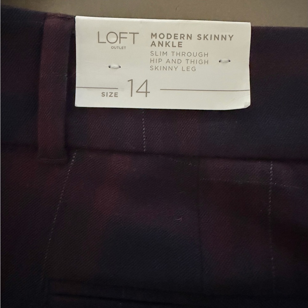 LOFT Women’s Dressy Dark Plaid Pants New with Tags Size 14 NICE!